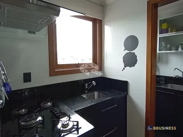 Apartamento 2 quartos e 2 banheiros, à venda, no bairro Pio X em Caxias do Sul