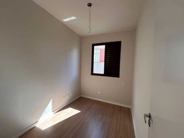 Cobertura / Penthouse 3 quartos e 2 banheiros, à venda, no bairro Prado em Belo Horizonte