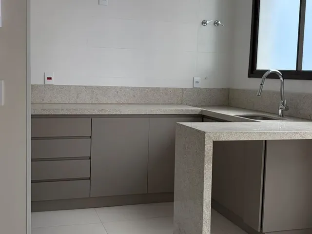 Cobertura / Penthouse 3 quartos e 2 banheiros, à venda, no bairro Prado em Belo Horizonte