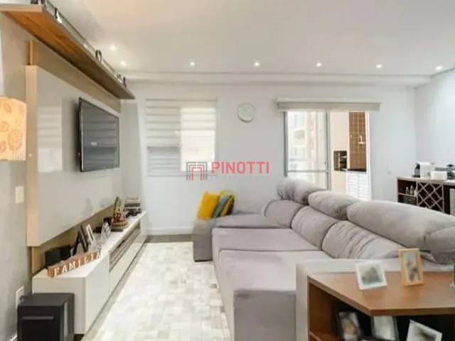 Apartamento 2 quartos e 2 banheiros, à venda, no bairro Baeta Neves em São Bernardo do Campo