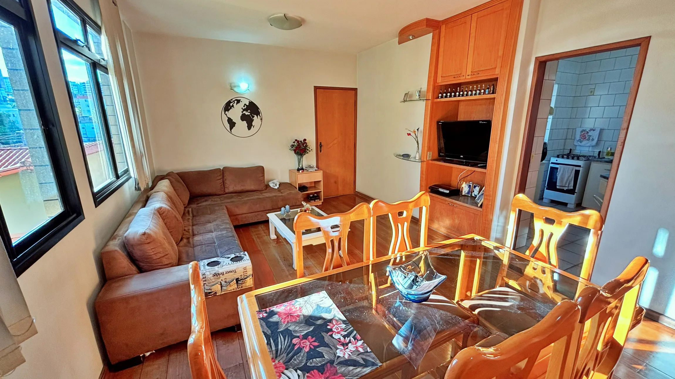 Apartamento à venda com 3 quartos, suíte e 2 vagas no Bairro Carlos Prates em Belo Horizonte/MG — foto 3