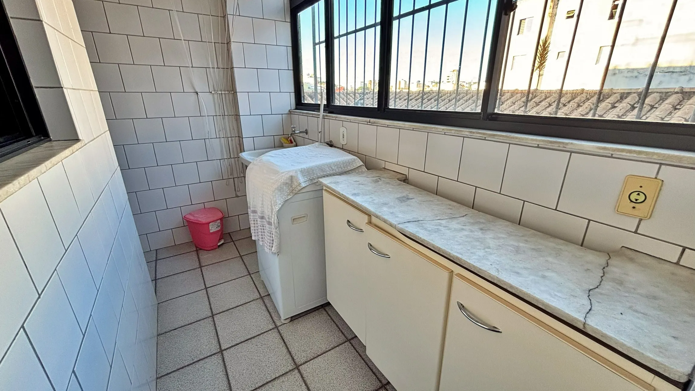 Apartamento à venda com 3 quartos, suíte e 2 vagas no Bairro Carlos Prates em Belo Horizonte/MG — foto 20