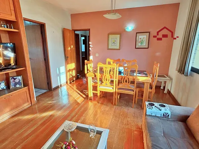 Apartamento 3 quartos e 2 banheiros, à venda, no bairro Carlos Prates em Belo Horizonte