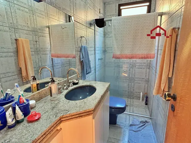 Apartamento 3 quartos e 2 banheiros, à venda, no bairro Carlos Prates em Belo Horizonte