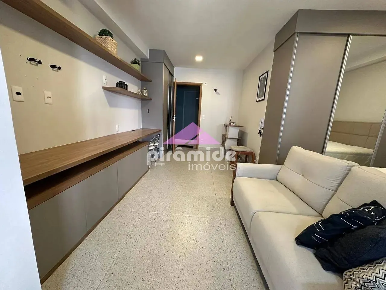 Apartamento, 1 quarto, 39 m² - Foto 1