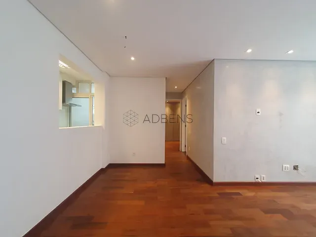 Apartamento 2 quartos e 2 banheiros, para alugar, no bairro Cerqueira César em São Paulo