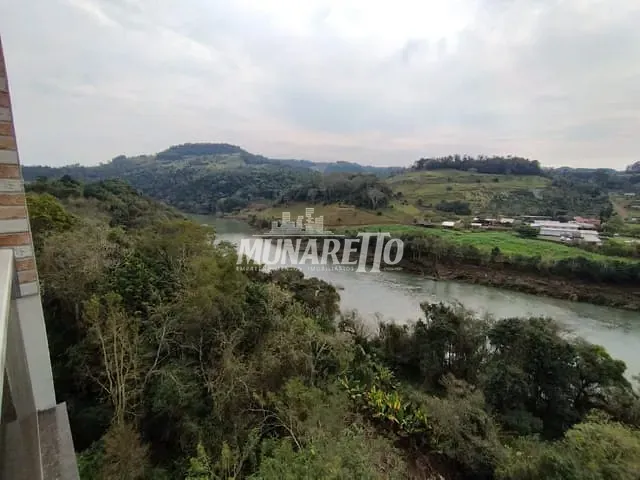 Apartamento com 155m² 3 quartos e 2 banheiros, à venda, no bairro Centro em Piratuba