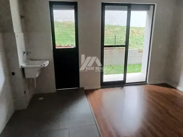 Apartamento com 57m² 1 quarto e 1 banheiro, à venda, no bairro Uvaranas em Ponta Grossa