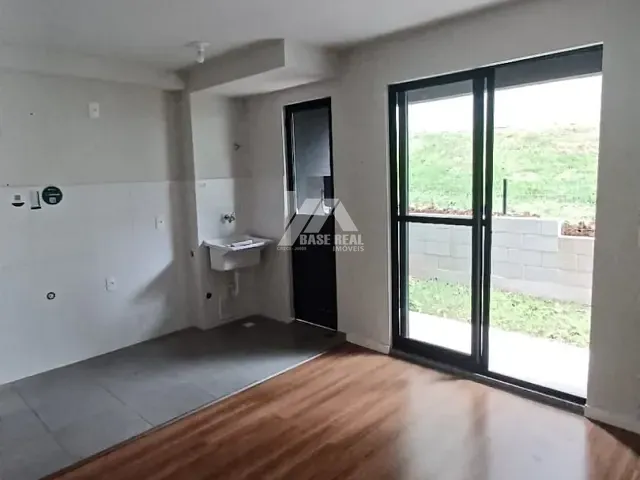 Apartamento com 57m² 1 quarto e 1 banheiro, à venda, no bairro Uvaranas em Ponta Grossa