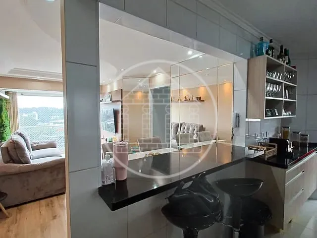 Apartamento 3 quartos e 2 banheiros, à venda, no bairro Vila Isa em São Paulo