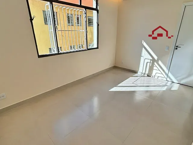 Apartamento 2 quartos e 1 banheiro, à venda, no bairro Padre Eustáquio em Belo Horizonte