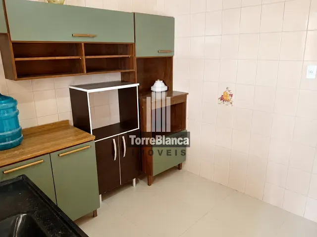 Apartamento com 80m² 3 quartos e 2 banheiros, para alugar, no bairro Centro em Ponta Grossa