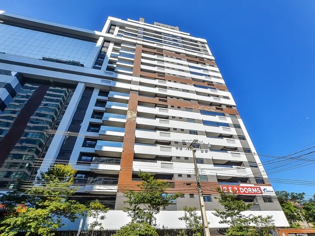 Apartamento 3 quartos e 2 banheiros, à venda, no bairro Água Verde em Curitiba