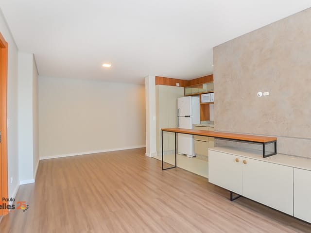 Apartamento 3 quartos e 2 banheiros, à venda, no bairro Água Verde em Curitiba