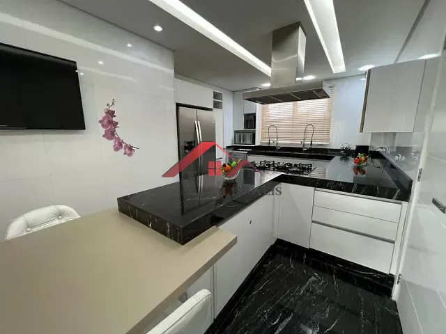 Apartamento com 227m² 3 quartos e 4 banheiros, à venda, no bairro Jardim em Santo André