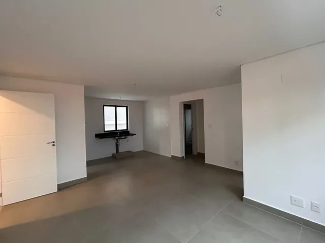 Apartamento 2 quartos e 1 banheiro, à venda, no bairro Prado em Belo Horizonte