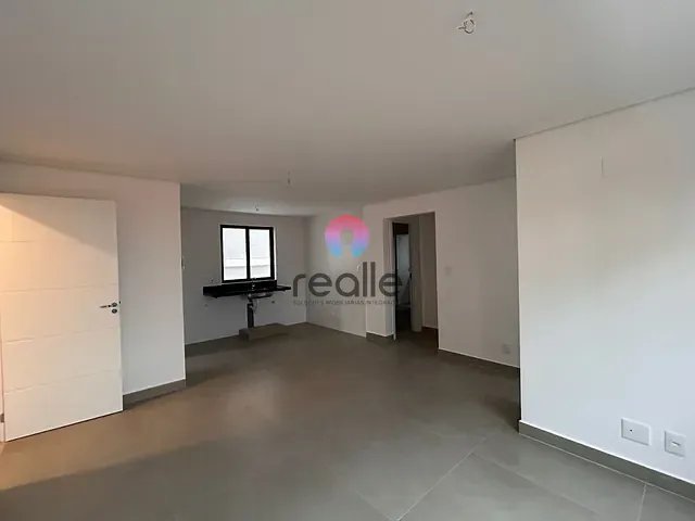 Apartamento 2 quartos e 1 banheiro, à venda, no bairro Prado em Belo Horizonte