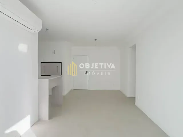 Apartamento 2 quartos e 2 banheiros, para alugar, no bairro Passo da Areia em Porto Alegre