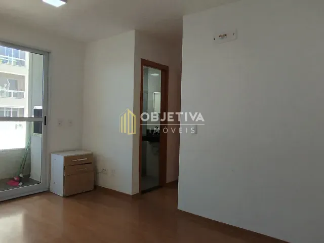 Apartamento 2 quartos e 1 banheiro, à venda ou para alugar, no bairro Jardim Carvalho em Porto Alegre