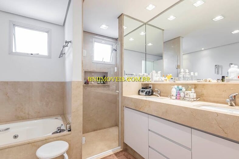 Apartamento, 3 quartos, 236 m² - Foto 21