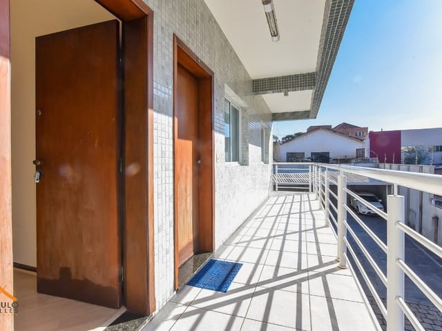 Apartamento 2 quartos e 2 banheiros, para alugar, no bairro São Francisco em Curitiba