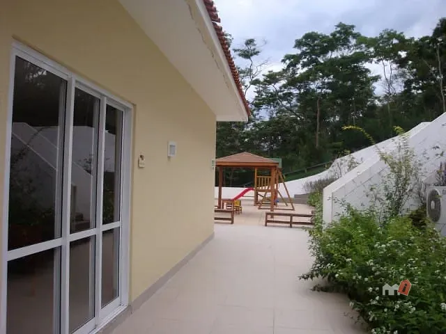 Apartamento à venda, no bairro Itaipava em Petrópolis