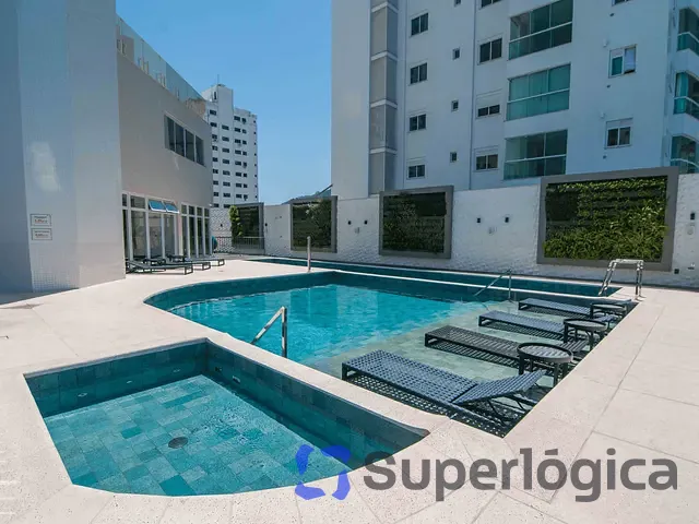 Apartamento 3 quartos e 1 banheiro, à venda, no bairro Centro em Balneário Camboriú