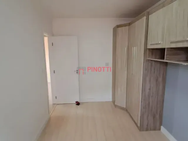 Apartamento 2 quartos e 1 banheiro, para alugar, no bairro Vila Tupi em São Bernardo do Campo