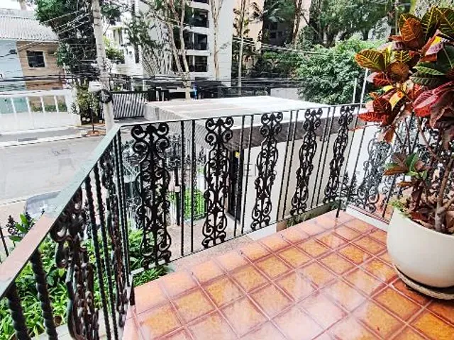 Apartamento 1 quarto e 1 banheiro, para alugar, no bairro Itaim Bibi em São Paulo