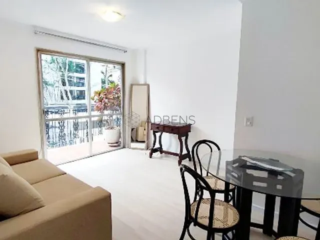 Apartamento 1 quarto e 1 banheiro, para alugar, no bairro Itaim Bibi em São Paulo