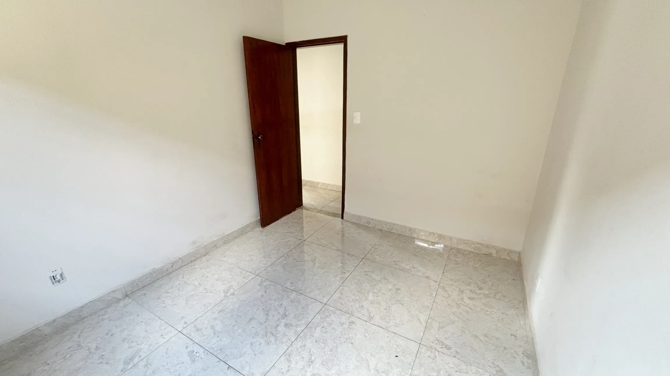 Apartamento para alugar com 3 quartos, suíte e vaga no Bairro Paquetá – Belo Horizonte/MG