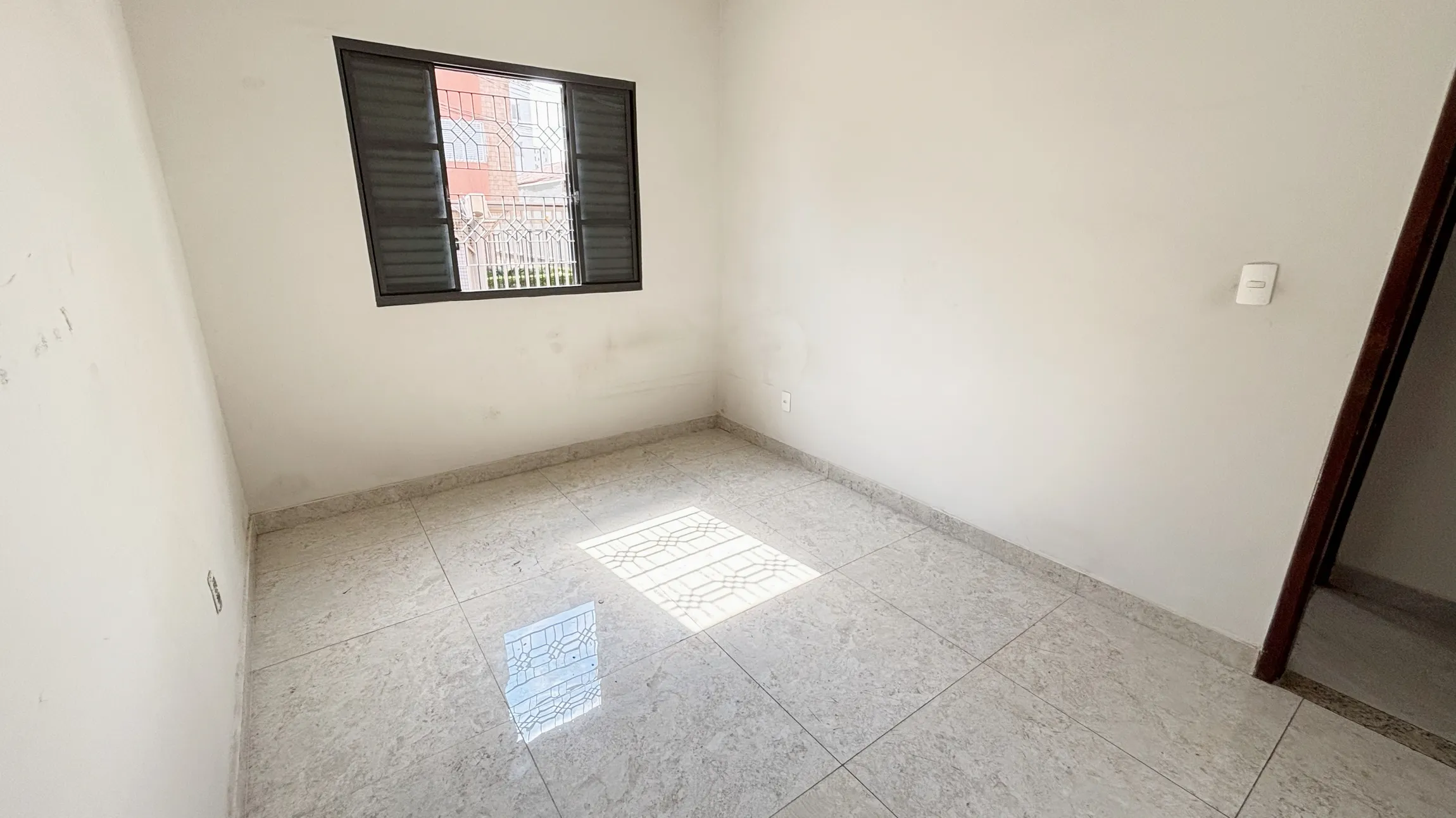Apartamento para alugar com 3 quartos, suíte e vaga no Bairro Paquetá – Belo Horizonte/MG