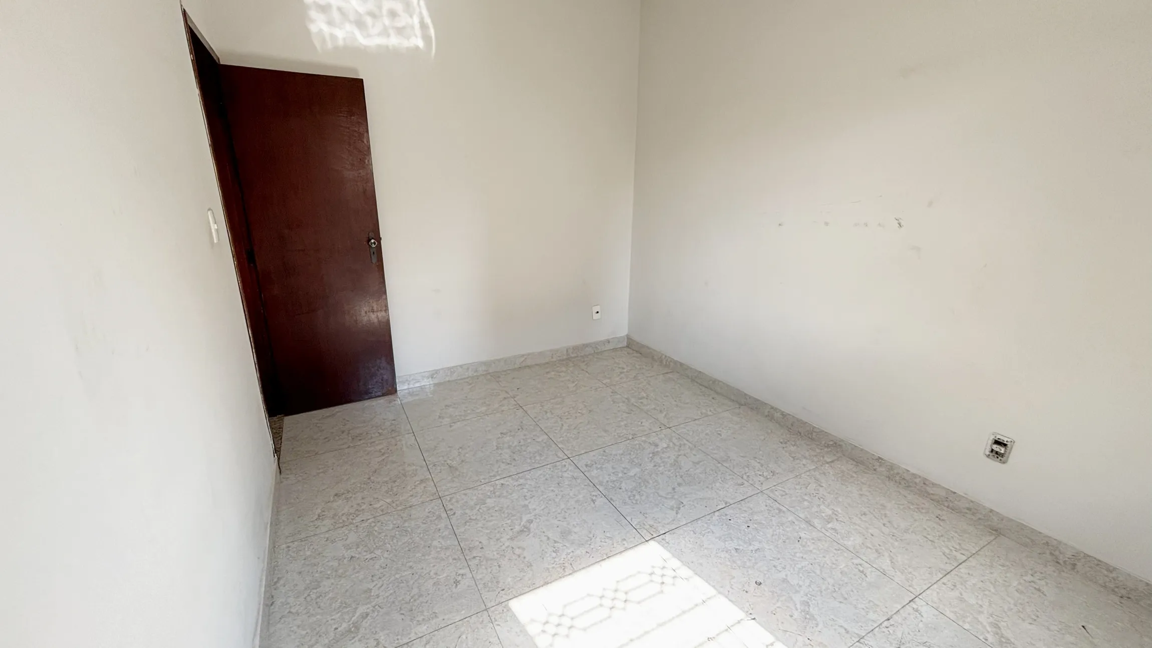 Apartamento para alugar com 3 quartos, suíte e vaga no Bairro Paquetá – Belo Horizonte/MG