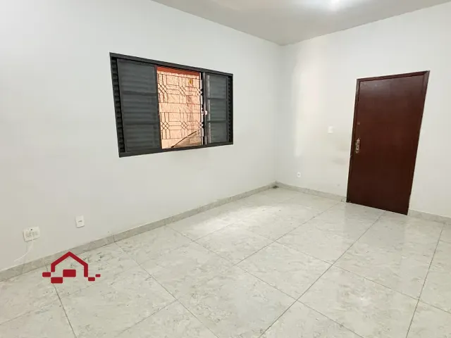 Apartamento 3 quartos e 1 banheiro, para alugar, no bairro Paquetá em Belo Horizonte