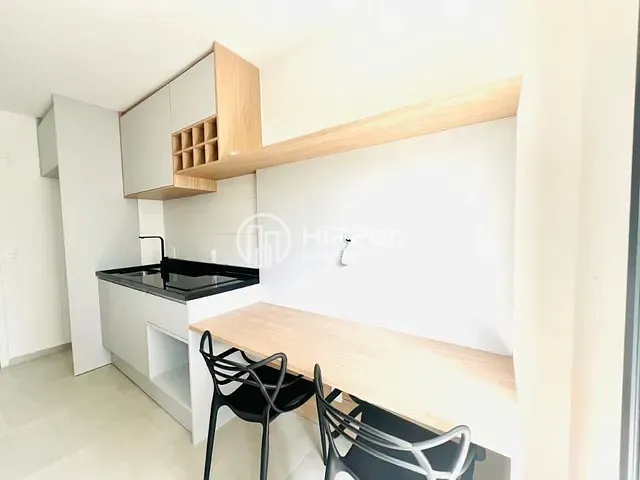 Apartamento 1 quarto e 1 banheiro, à venda ou para alugar, no bairro Pinheiros em São Paulo
