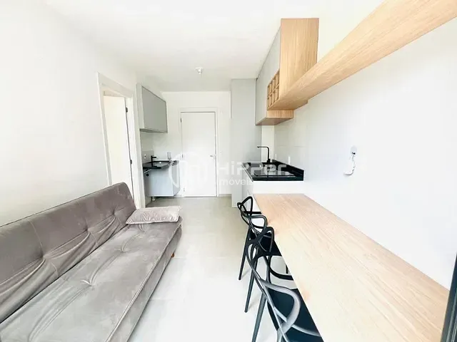 Apartamento 1 quarto e 1 banheiro, à venda ou para alugar, no bairro Pinheiros em São Paulo