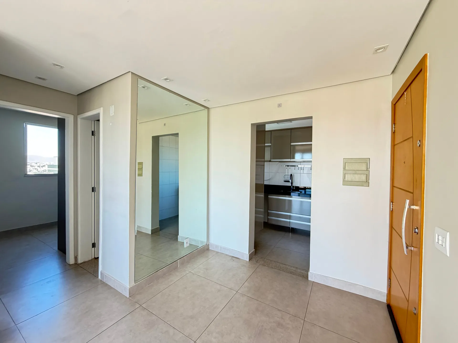 Apartamento para alugar com 2 quartos, armários planejados, 1 vaga coberta e lazer completo no Bairro João Pinheiro – Belo Horizonte/MG