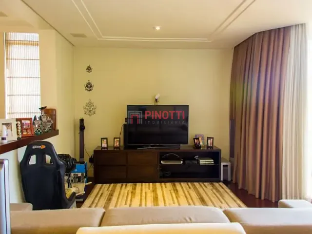 Apartamento 3 quartos e 5 banheiros, à venda, no bairro Vila Gilda em Santo André