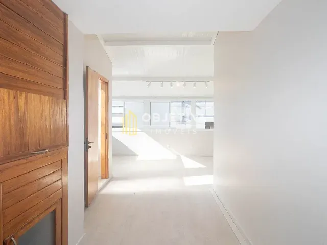 Apartamento 2 quartos e 2 banheiros, para alugar, no bairro Higienópolis em Porto Alegre
