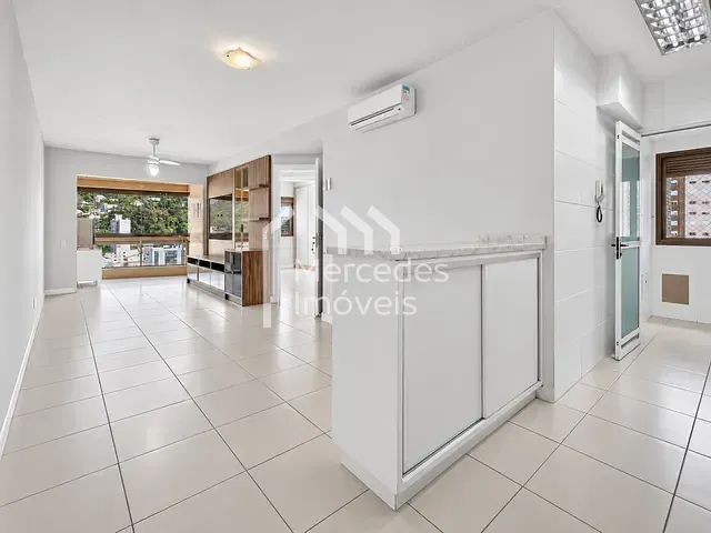 Apartamento com 90m² 3 quartos e 2 banheiros, para alugar, no bairro Fazenda em Itajaí