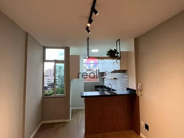 Apartamento 1 quarto e 1 banheiro, à venda, no bairro Centro em Belo Horizonte