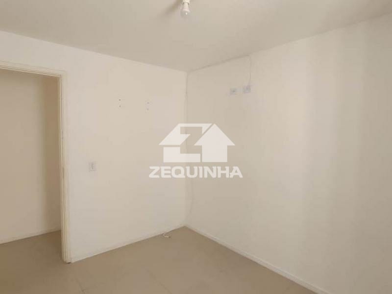 Apartamento à venda com 2 quartos, 57m² - Foto 5