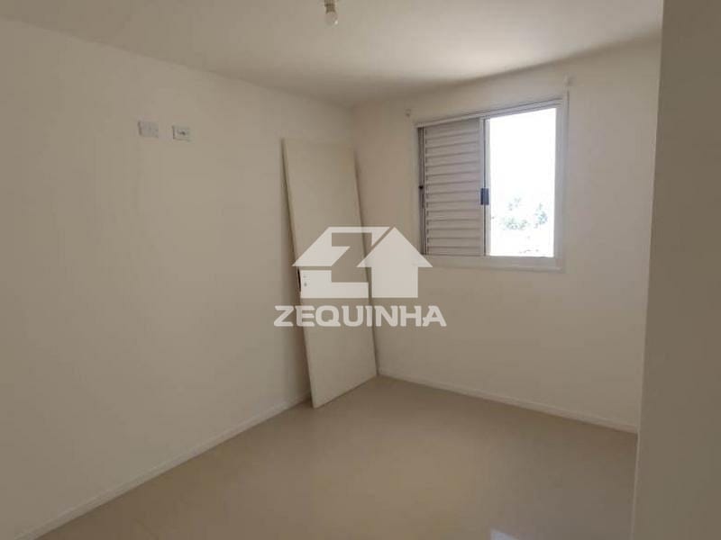 Apartamento à venda com 2 quartos, 57m² - Foto 14