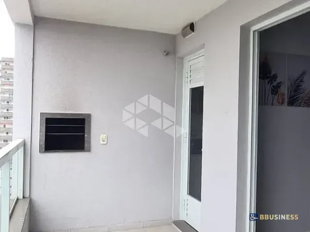 Apartamento 2 quartos e 1 banheiro, à venda, no bairro Nossa Senhora de Lourdes em Caxias do Sul