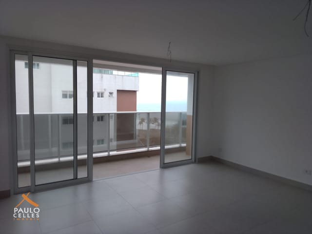 Apartamento à venda, no bairro Centro em Guaratuba