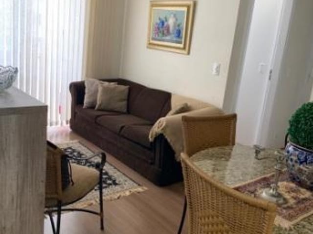 Apartamento com 105m² 2 quartos e 1 banheiro, para alugar, no bairro Aurora em Londrina