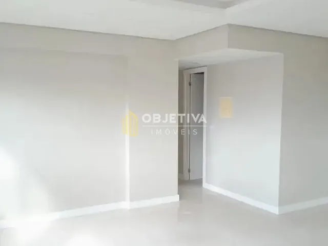 Apartamento 2 quartos e 2 banheiros, para alugar, no bairro Partenon em Porto Alegre