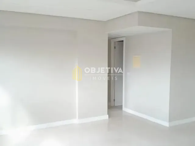 Apartamento 2 quartos e 2 banheiros, para alugar, no bairro Partenon em Porto Alegre