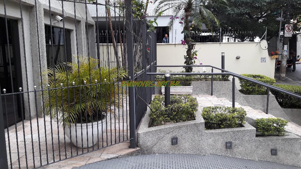 Apartamento, 3 quartos, 140 m² - Foto 1