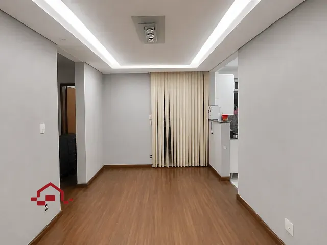 Apartamento 3 quartos e 1 banheiro, à venda, no bairro Carlos Prates em Belo Horizonte